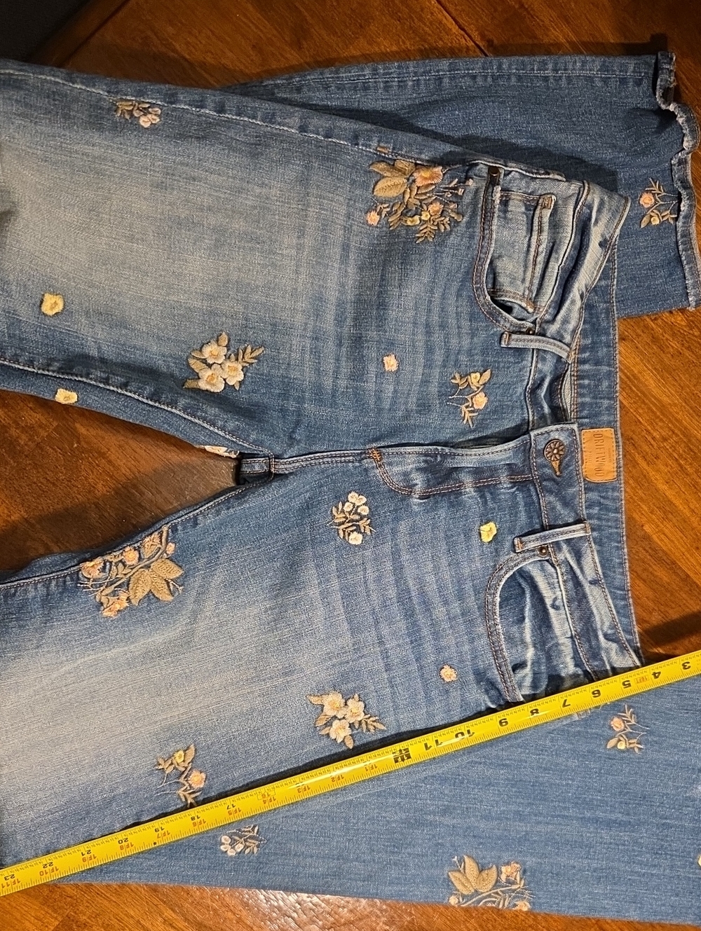 DRIFTWOOD Women's Light Blue Denim Classic Fit Jeans